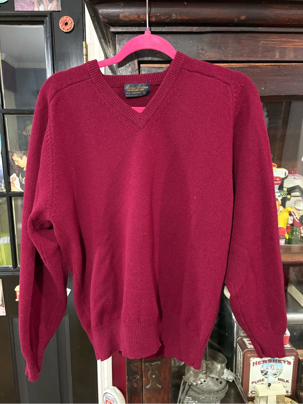 Vintage Brooks Brothers 100% Lambswool Burgundy V-Neck Preppy Sweater M - Picture 2 of 7